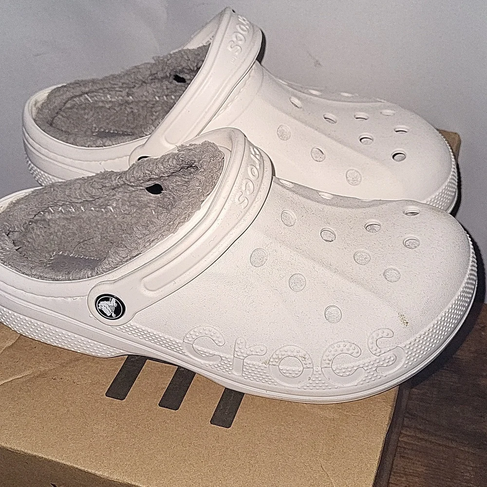 Crocs - Picture 3 of 4